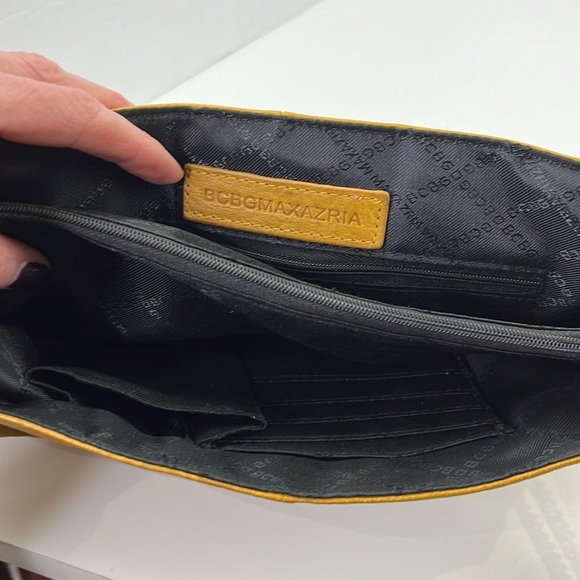 BCBG Maxazria GOLDEN distressed mustard tan butter leather 3 in 1 purse bag - Picture 8 of 9